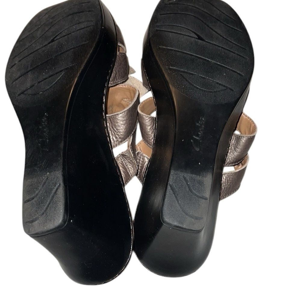 Clarks Women's Metallic Sandals Size 9 - Picture 4 of 5